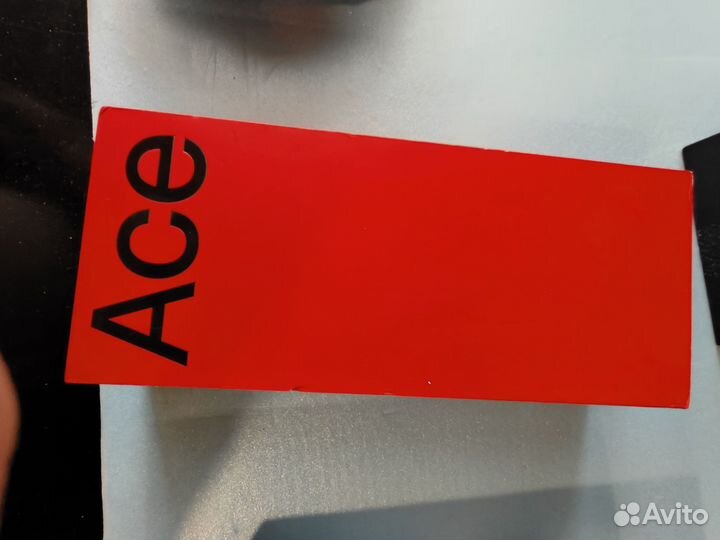 Коробки с документами от гаджетов