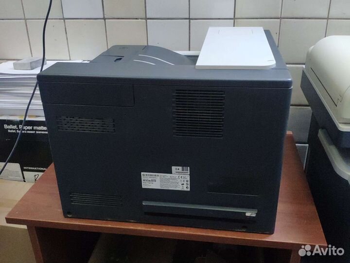 HP LaserJet Enterprise 700 Printer M712dn