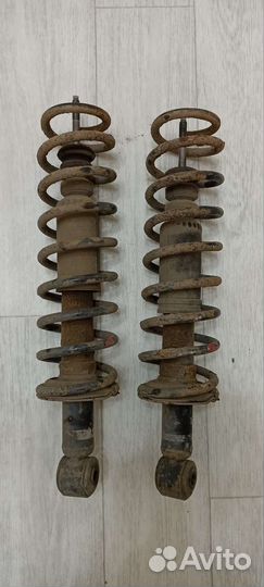 Стойки задние lancer 9