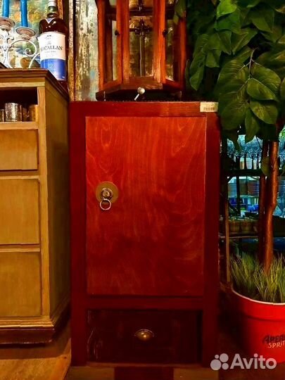 Тумба стилизованная