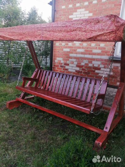 Садовые качели из дерева
