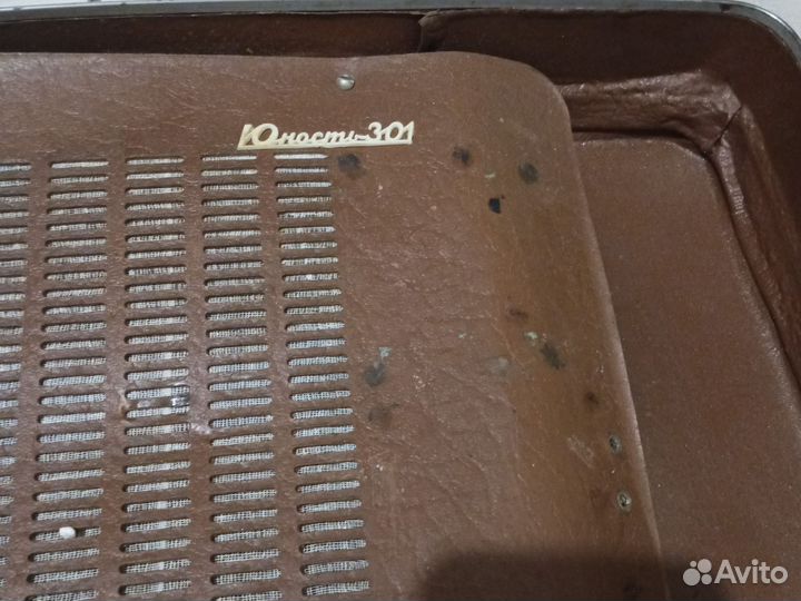 Проигрыватель юность 301