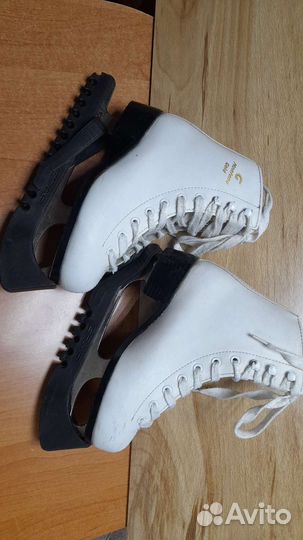 Коньки фигурные 32 размер