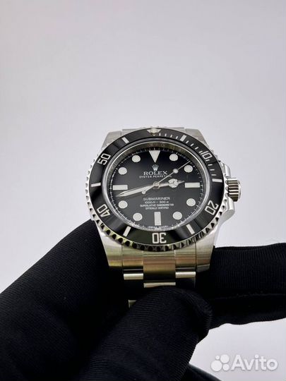 Rolex submariner 40MM steel 114060-0002