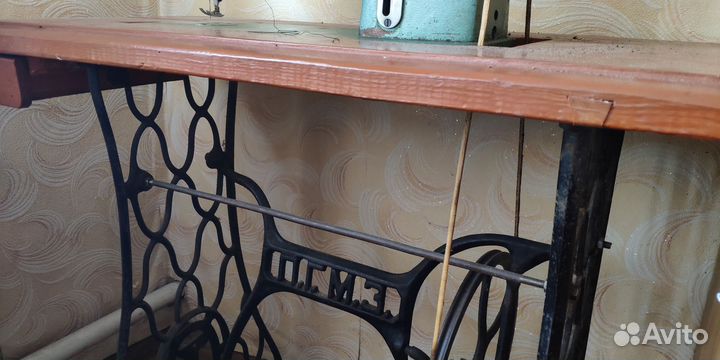 Швейная промышленная машина