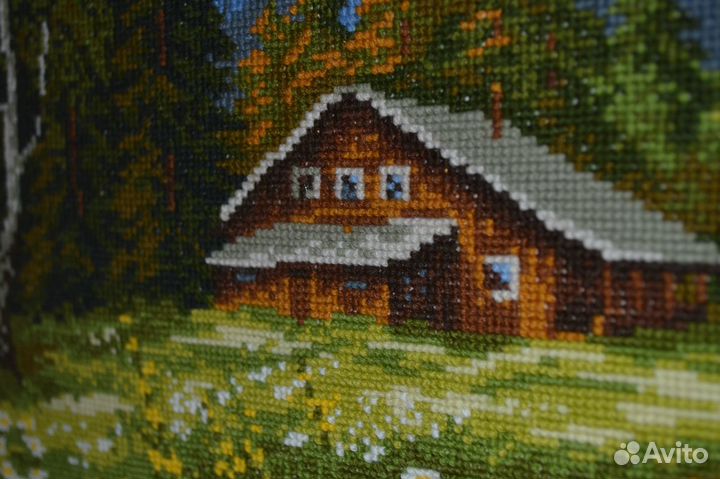 Картина вышитая крестиком