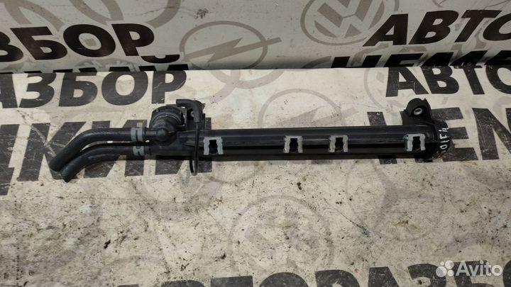 Топливная рампа Volkswagen Golf 4, APF V-1.6