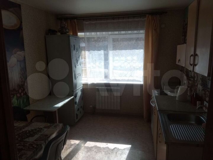 2-к. квартира, 72 м², 1/16 эт.