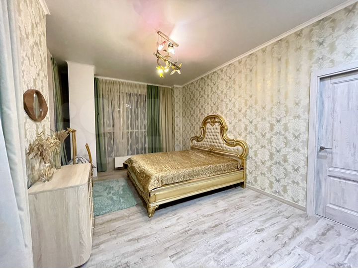 2-к. квартира, 70 м², 3/9 эт.