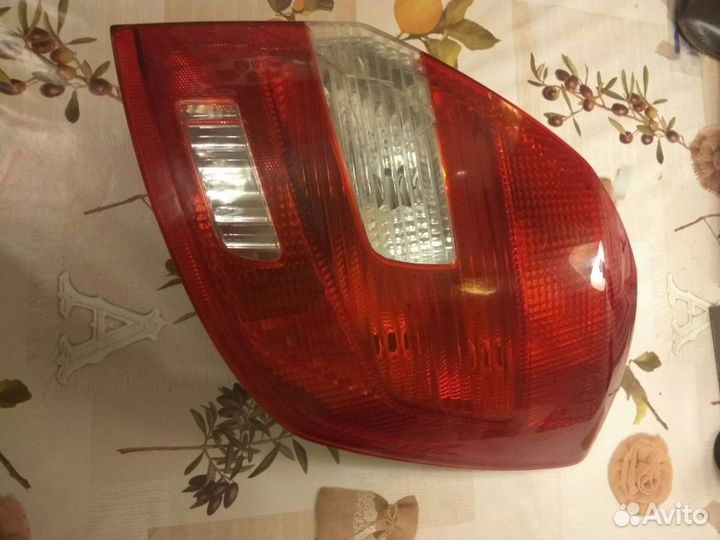 Задний правый фонарь Шкода фабия ll рестайлинг
