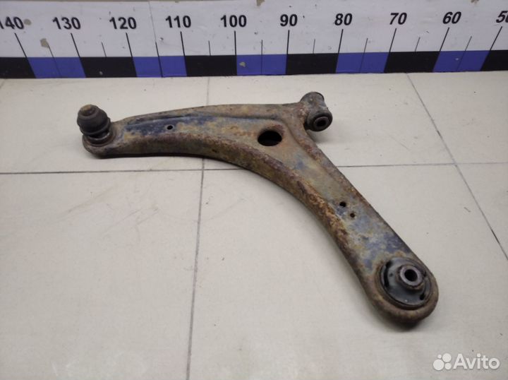 Рычаг передний левый 4007 2008-2013