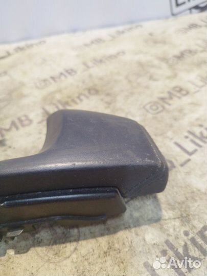 Накладка подлокотника Mercedes S-Class W221