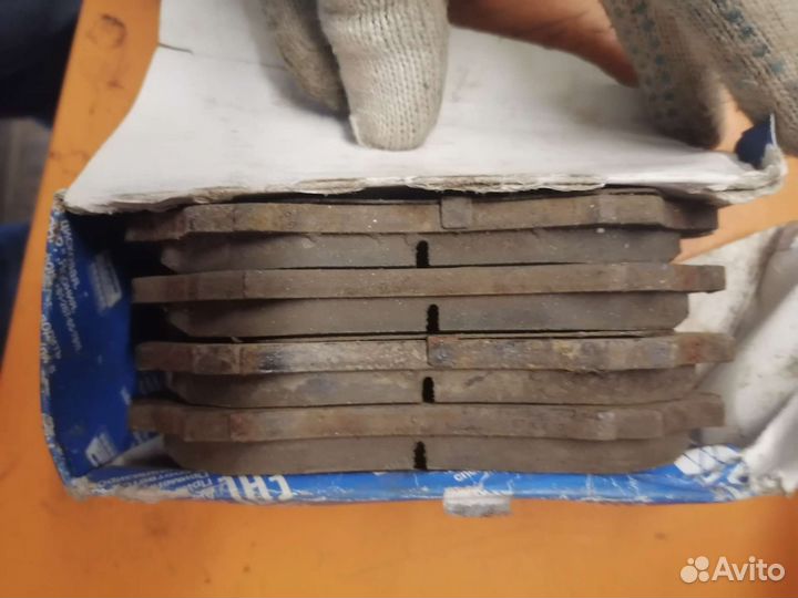 Тормозные колодки передние mazda BT-50