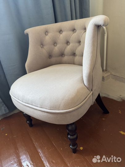 Кресло велюровое удобное