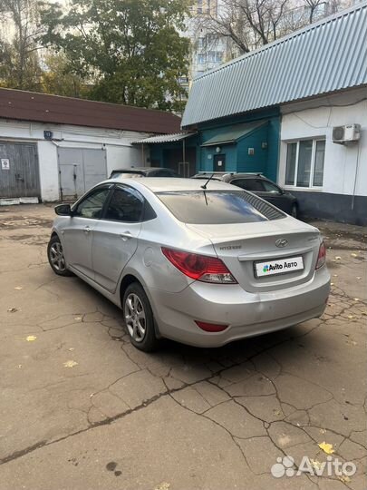 Hyundai Solaris 1.4 AT, 2011, 183 000 км