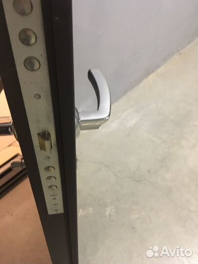 Дверь металлическая