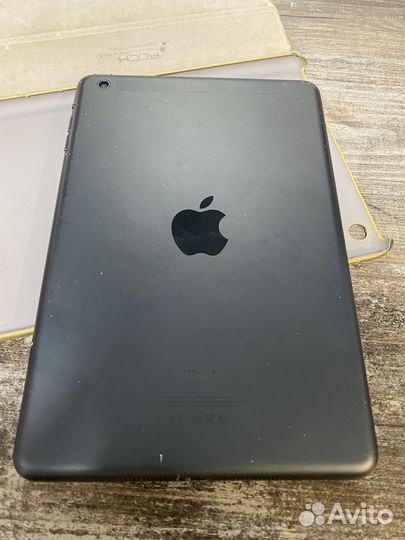 Планшет Apple iPad mini 32 гб