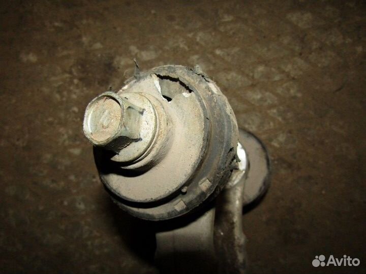 Рычаг задний нижний правый i40 2011