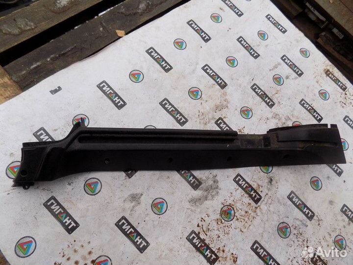 Направляющая шторки багажника Astra G 1998-2005