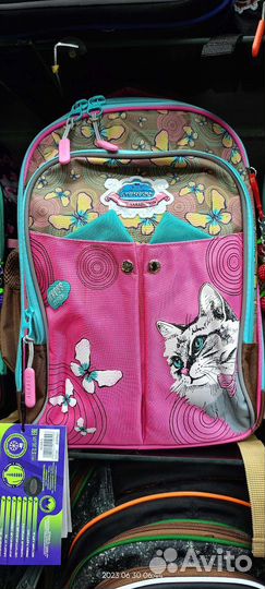 Рюкзаки новые для школы