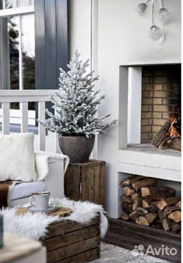 Елка искусственная заснеженная 120см в кашпо