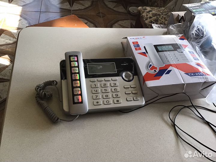 Кнопочный телефон