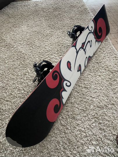 Сноуборд + крепления для сноуборда