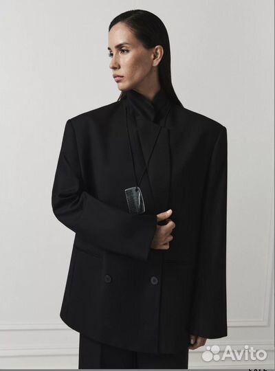 Двубордный жакет Zarina Iconic