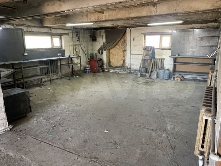 Гараж, > 30 м²