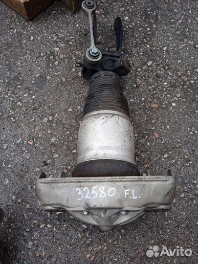 Стойка лев.перед. Audi/ Q7/ 4LB/ пневмо/ к.т.№7L8616039D