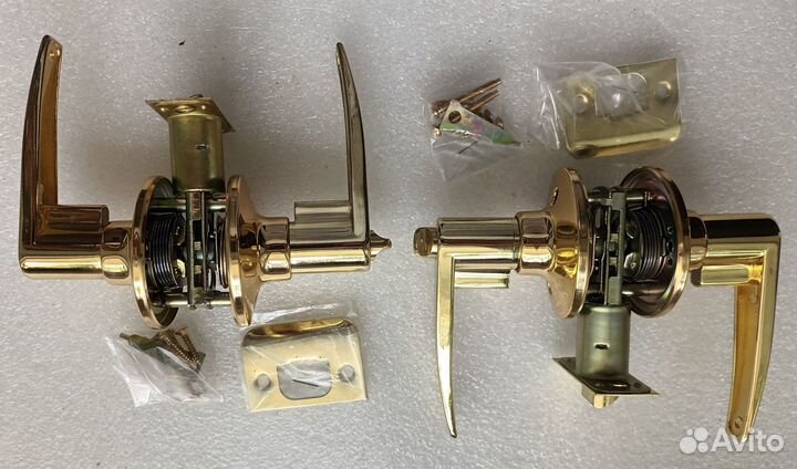 Ручки для внутренних дверей с защелкой