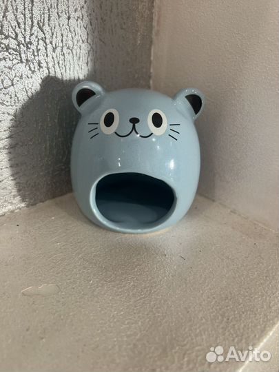 Домик и миска для хомяка