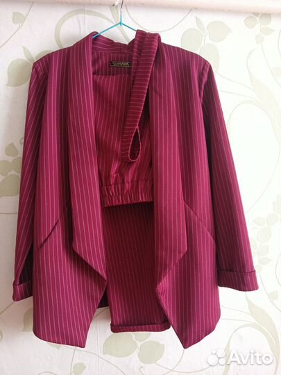 Брючный костюм женский