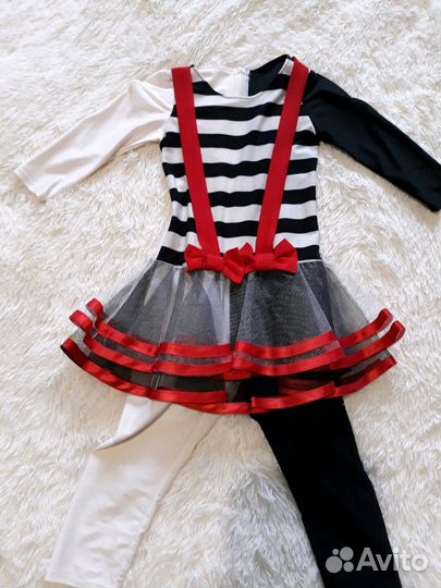 Сценические костюмы