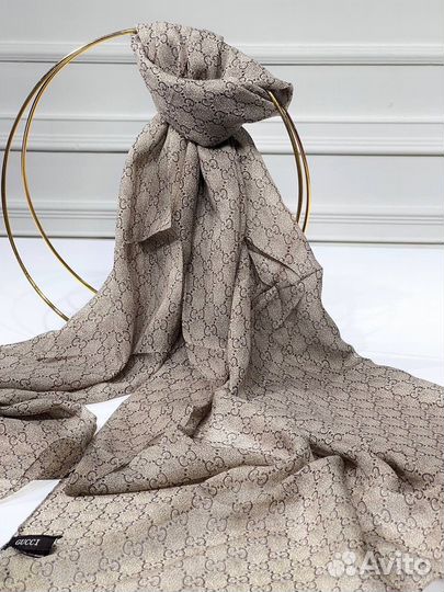 Шарфы платки палантины