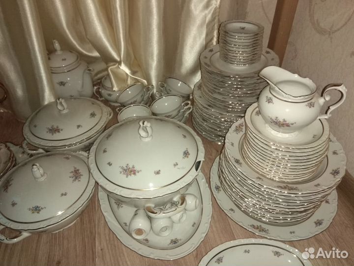 Сервиз чайно-столовый Kahla