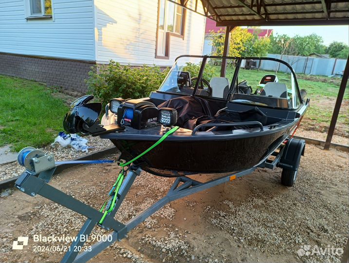 Алюминиевая лодка Aluton с мотором Parsun