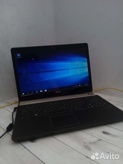 Ноутбук Asus N61vg Gt220 1gb, Core duo 6600