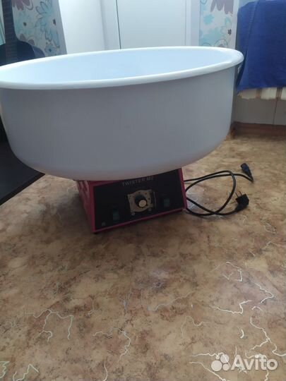 Аппарат сахарной ваты carnival robolabs twister M2