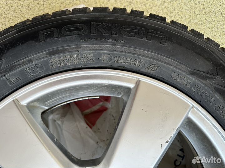 Комплект зимних колёс 205/60 R16 16x6,5jj ET 39