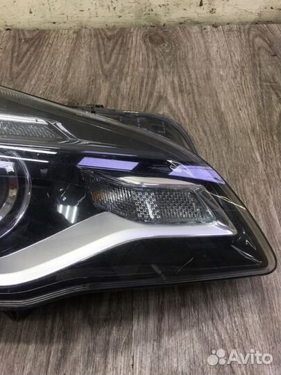 Фара передняя правая Opel Insignia универсал 2013