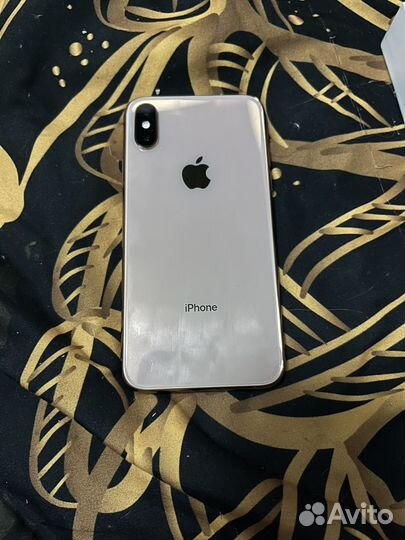 iPhone Xs, 64 ГБ