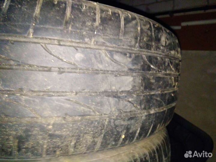 Bridgestone Dueler H/P Sport 215/60 R17