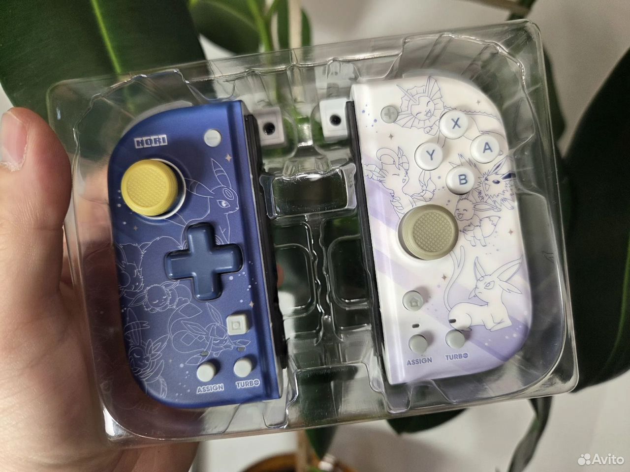 Контроллеры Hori Split Pad Compact + чехол купить в Санкт-Петербурге по ...