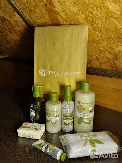 Подарочный набор Ив Роше 