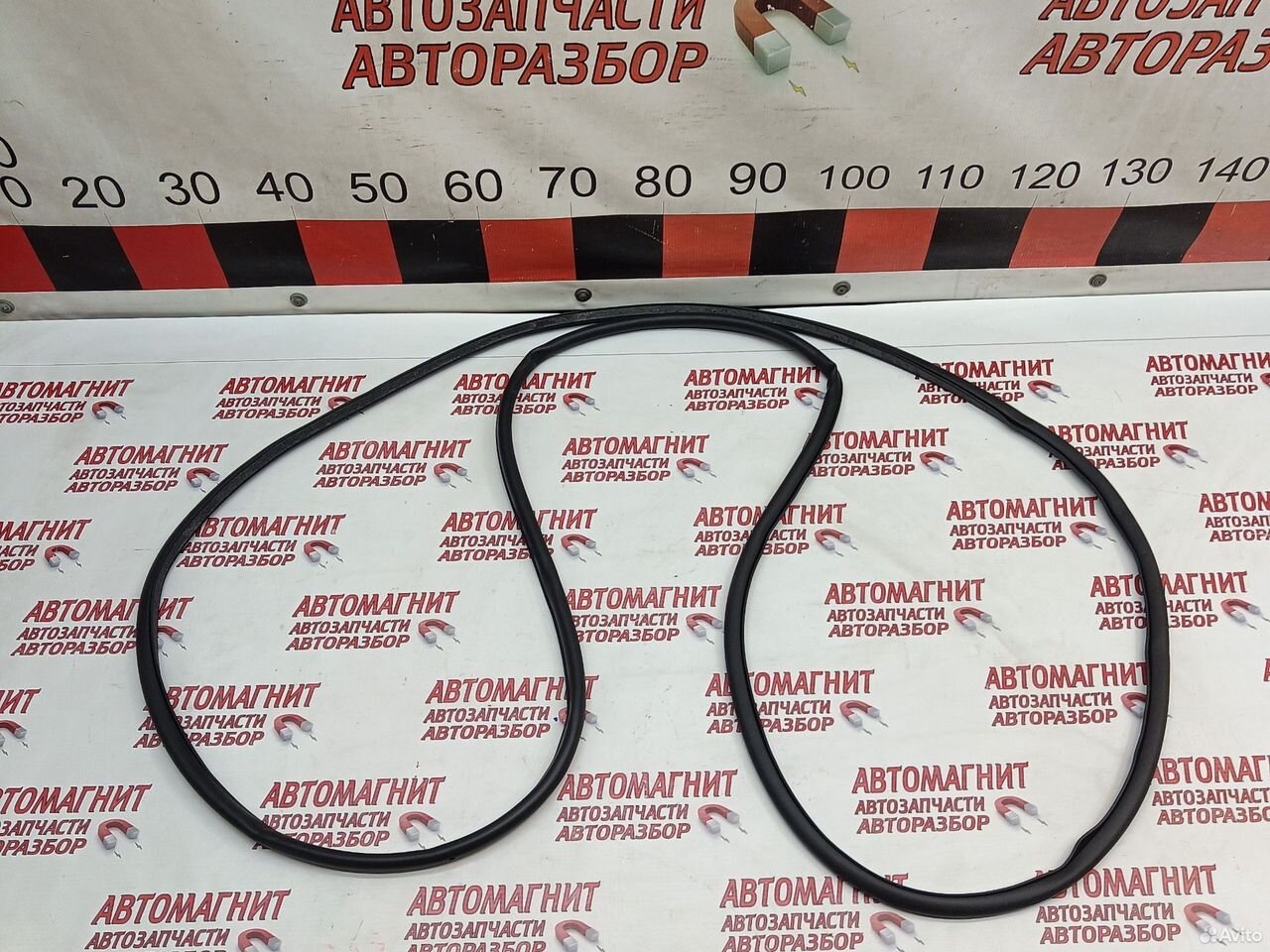 Уплотнитель двери задней левой Lixiang L7