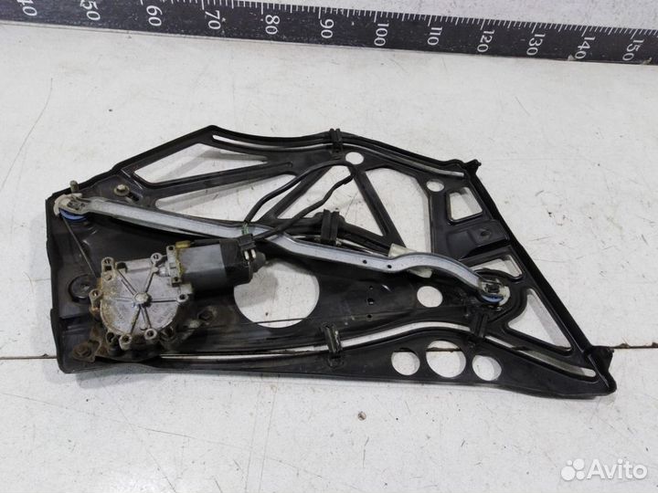 Стеклоподъемник электрический задний левый