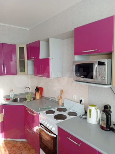 2-к. квартира, 57 м², 9/17 эт.