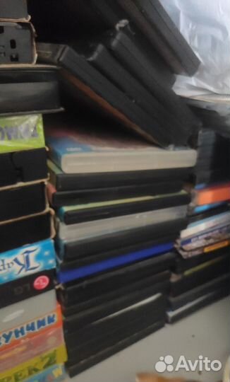 Аудиокассеты, видеокассеты, DVD диски