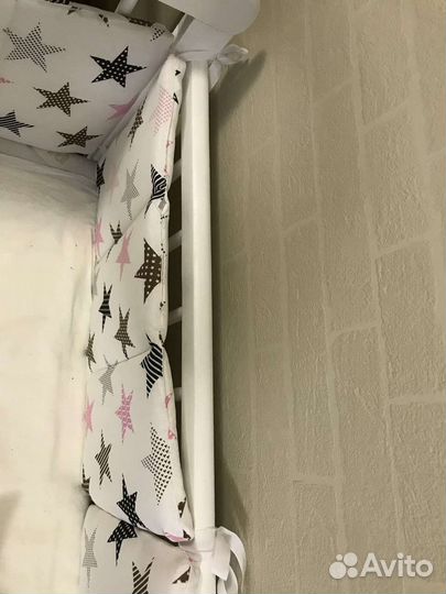 Бортики на детскую кроватку